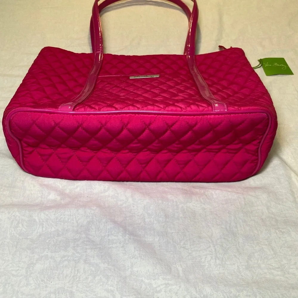 Vera Bradley Small Trimmed Vera Tote Bag Fuchsia Pink Quilted NWT